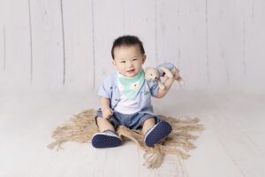 An 9 months old baby boy during his sitter session at Capture The Moment By Ana, Sydney.